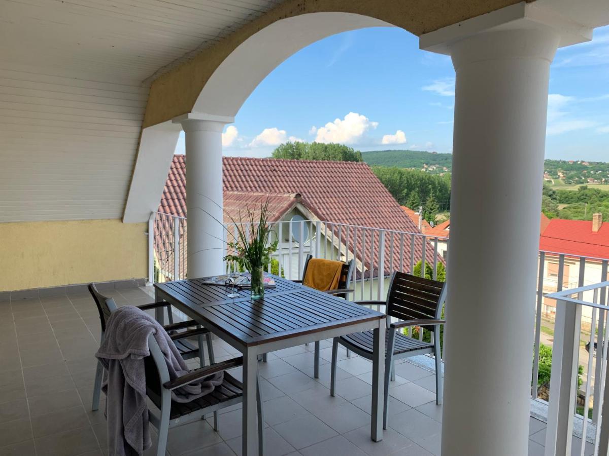 Lilium Villa Хевиз Экстерьер фото