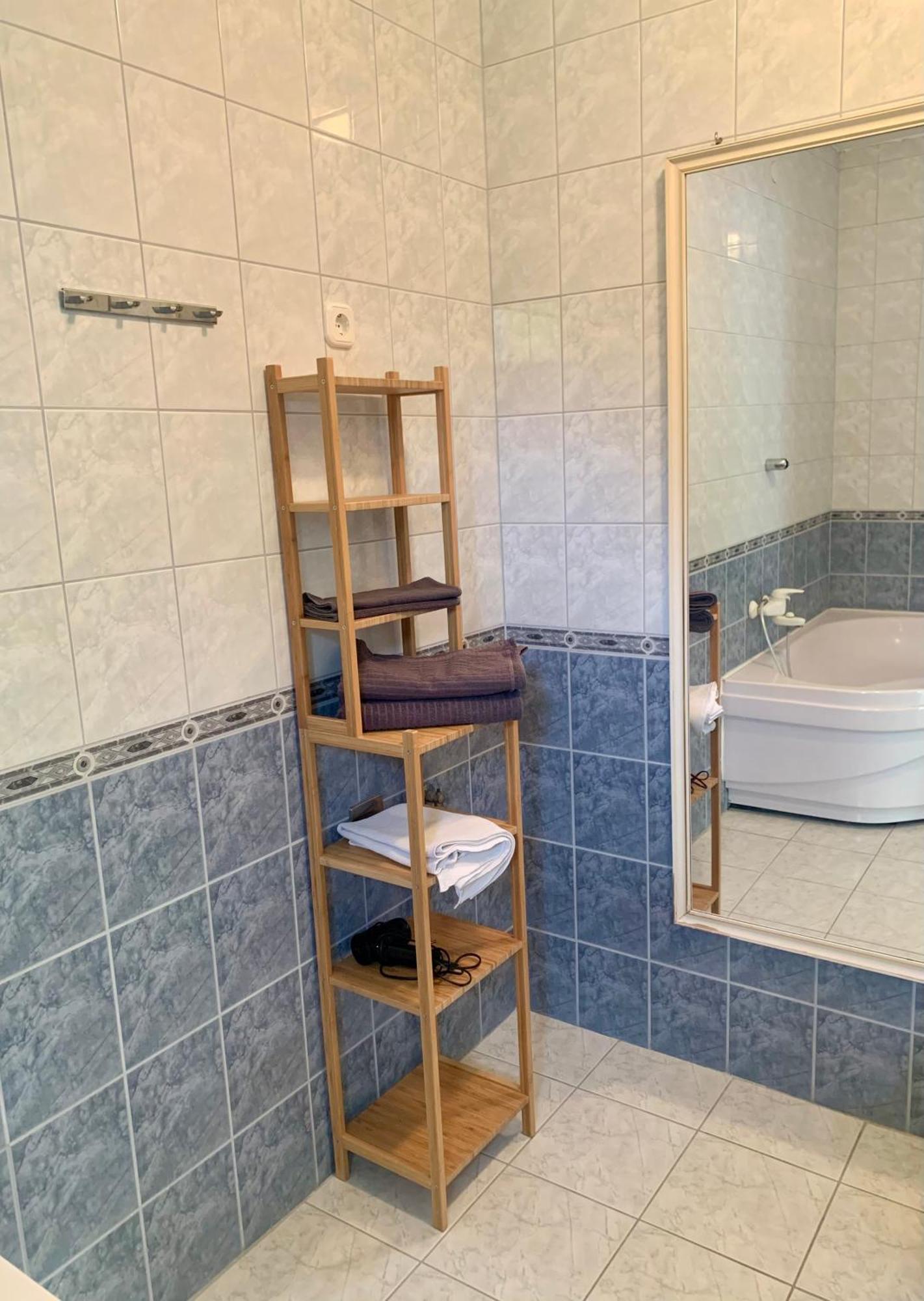 Lilium Villa Хевиз Экстерьер фото
